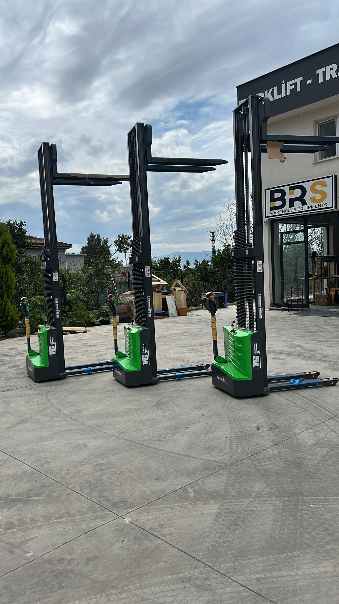 1.5 TON 3 METRE TAM OTOMATİK İSTİF MAKİNESİ